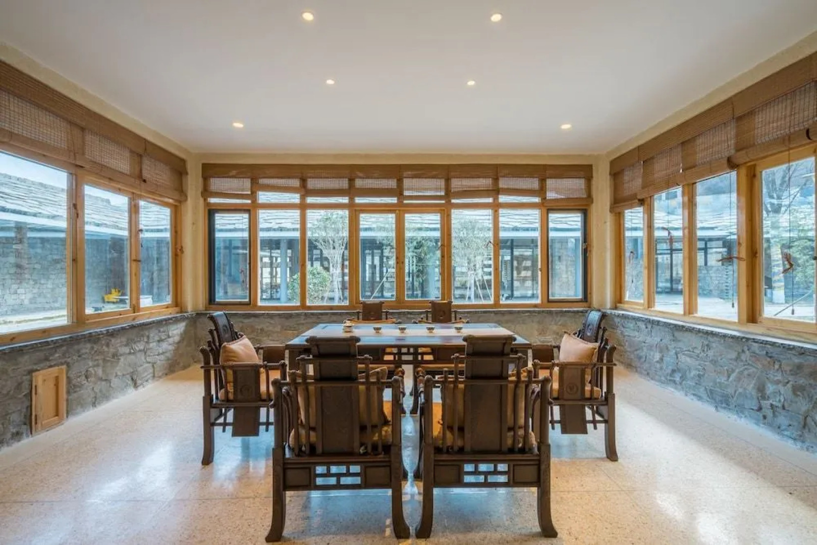 Wuhua Yishu Shouzhuo Park