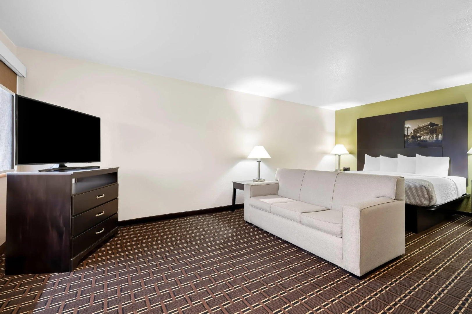 Super 8 by Wyndham La Crosse