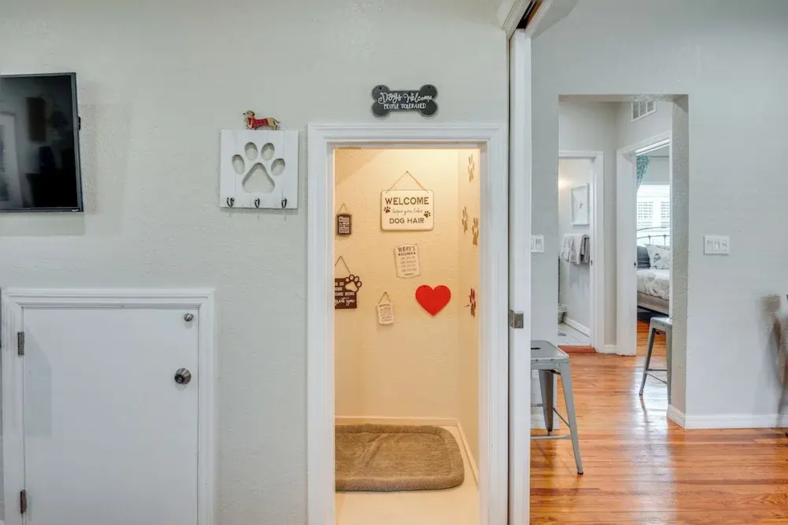 2 Blocks to Canal St: New Smyrna Beach Home