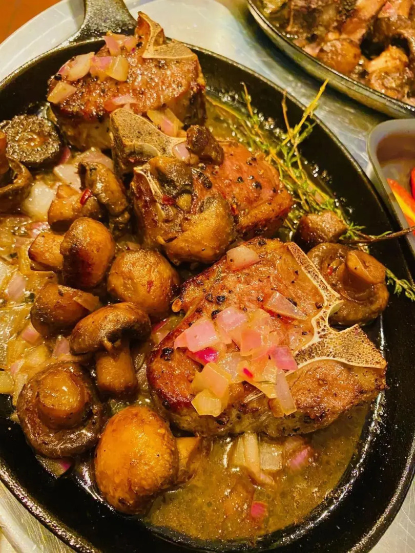 Skipjack Resort & Marina