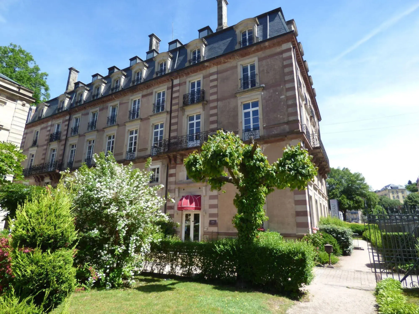 Le Grand Hotel