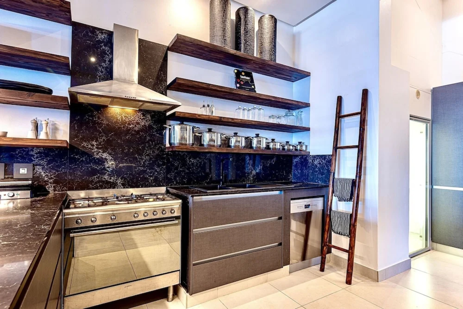 YOLO Spaces – The White House Boutique Villa