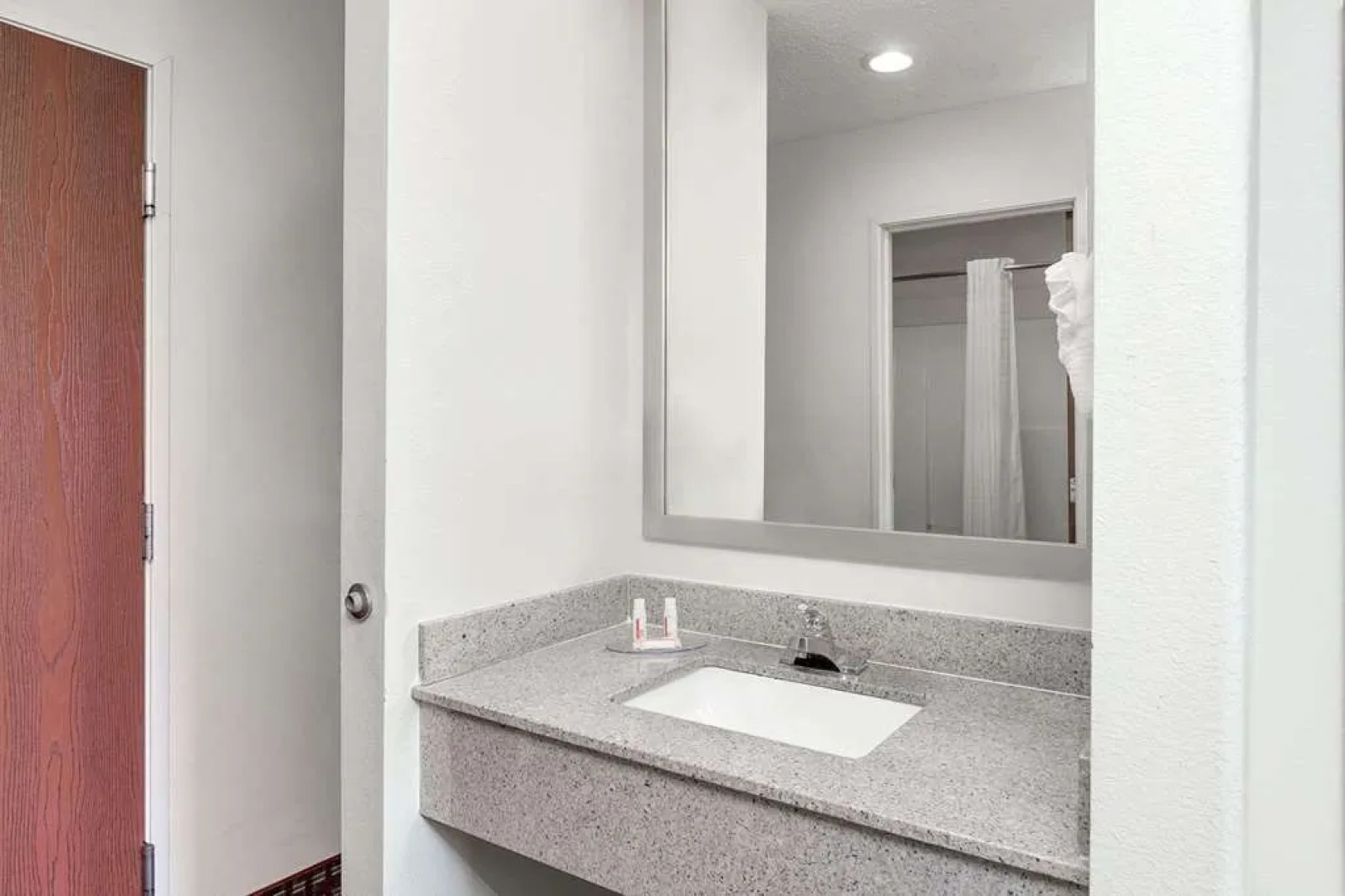 Howard Johnson Inn Lafayette West