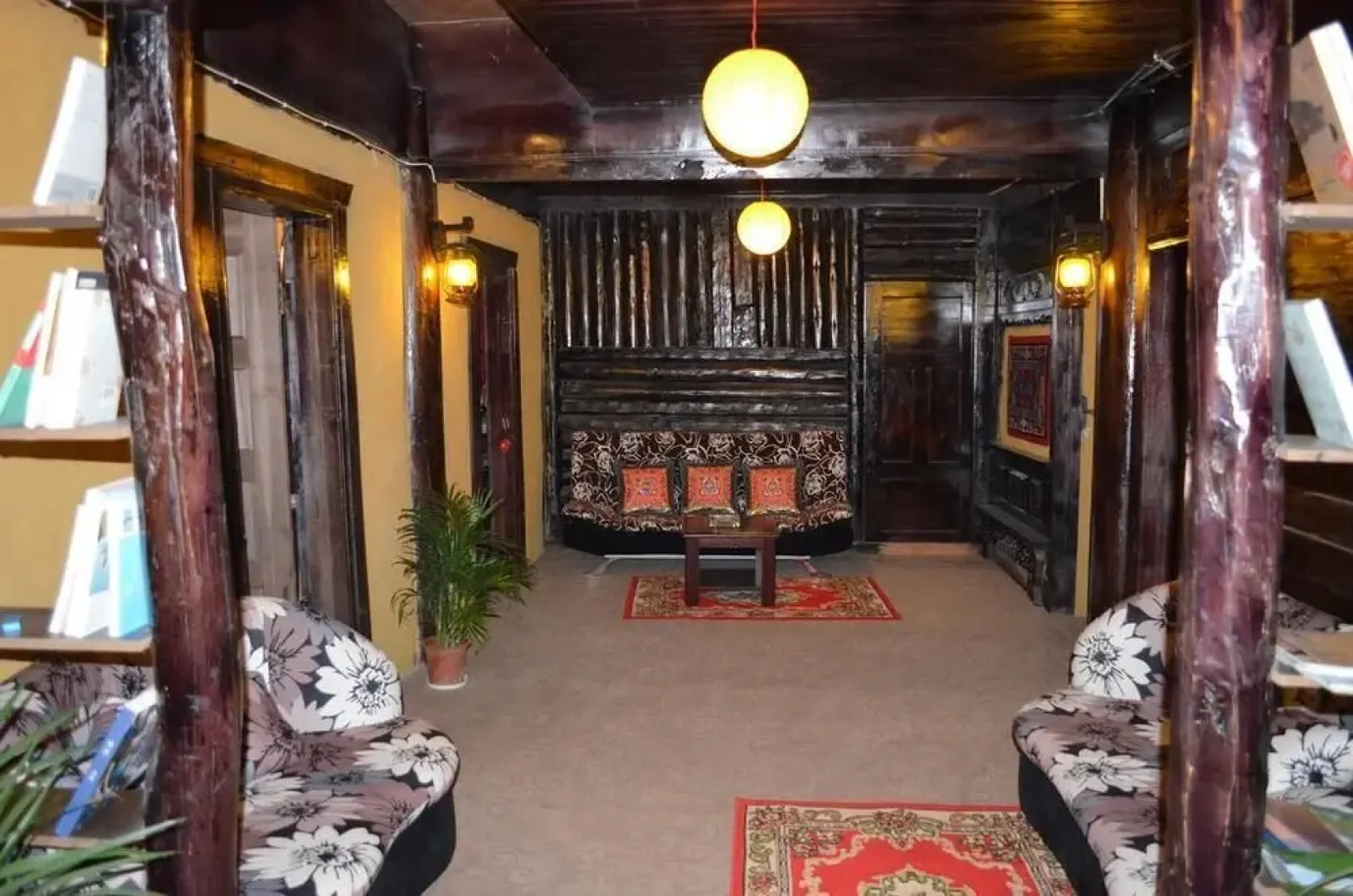 Shangri-La Timeless Inn