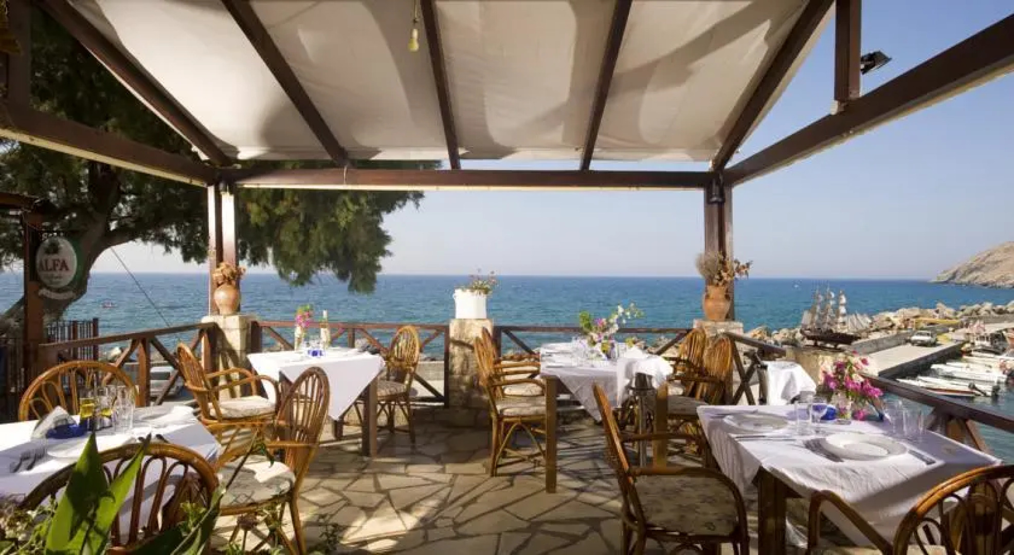 Captains House Traditional Hotel Suites