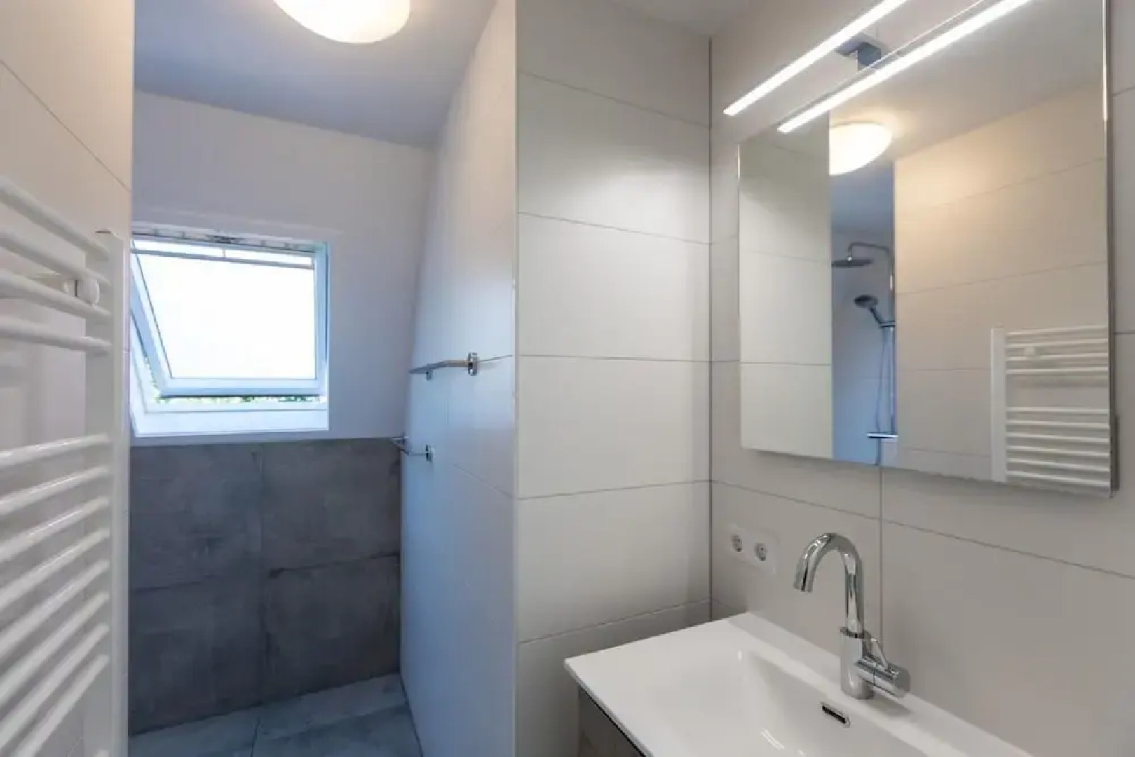 Detached House With Garden Near the Mookerplas