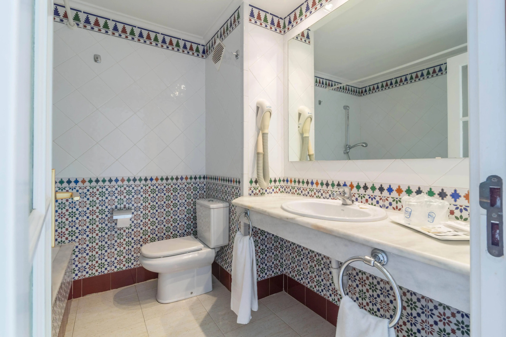 Plus Fariones Apartamentos