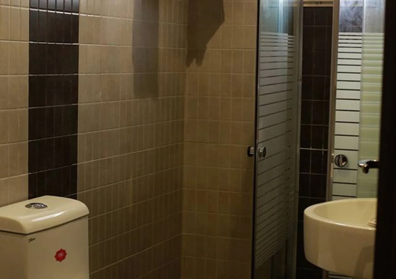 Continental Salmiya Suite