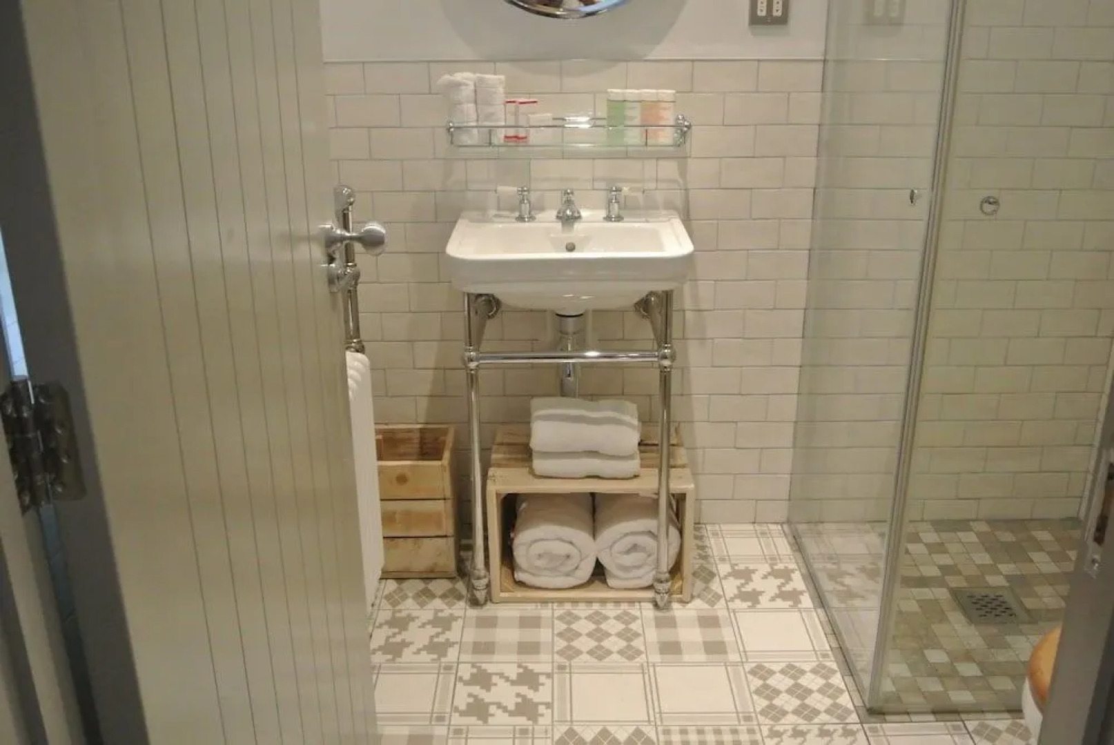 The Crown Pub, Dining & Rooms