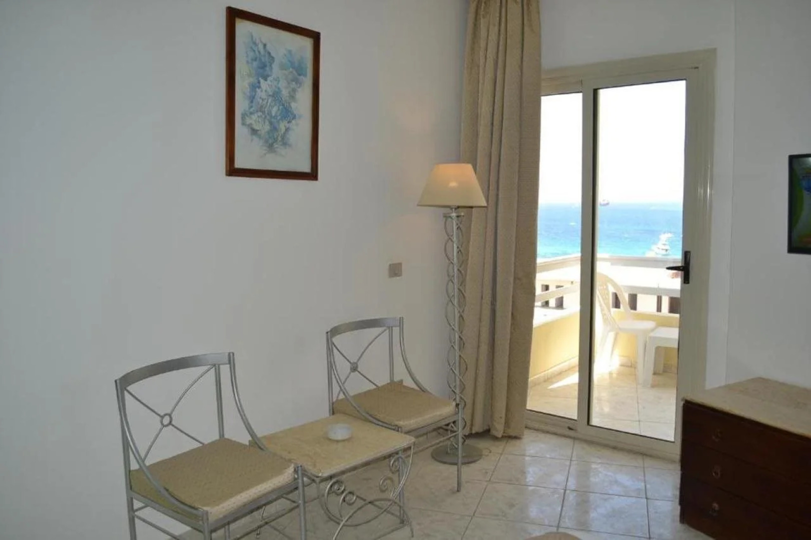 Dexon – Roma Hotel