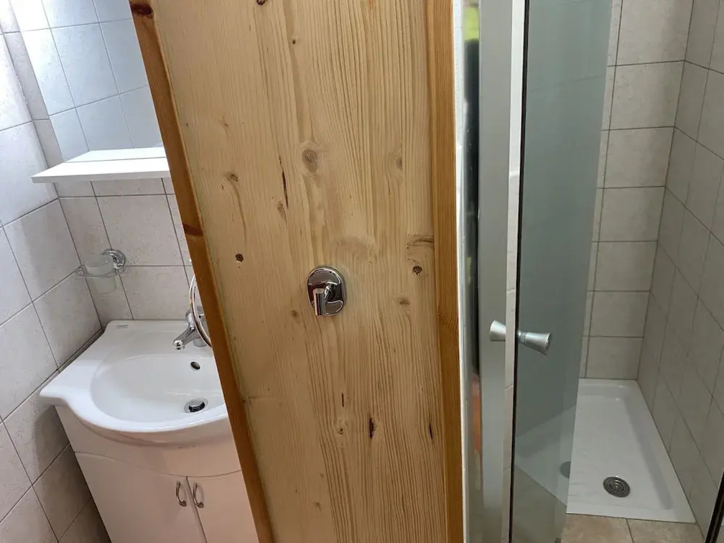 Apartment - Sleeps 2 & Swimming Pool