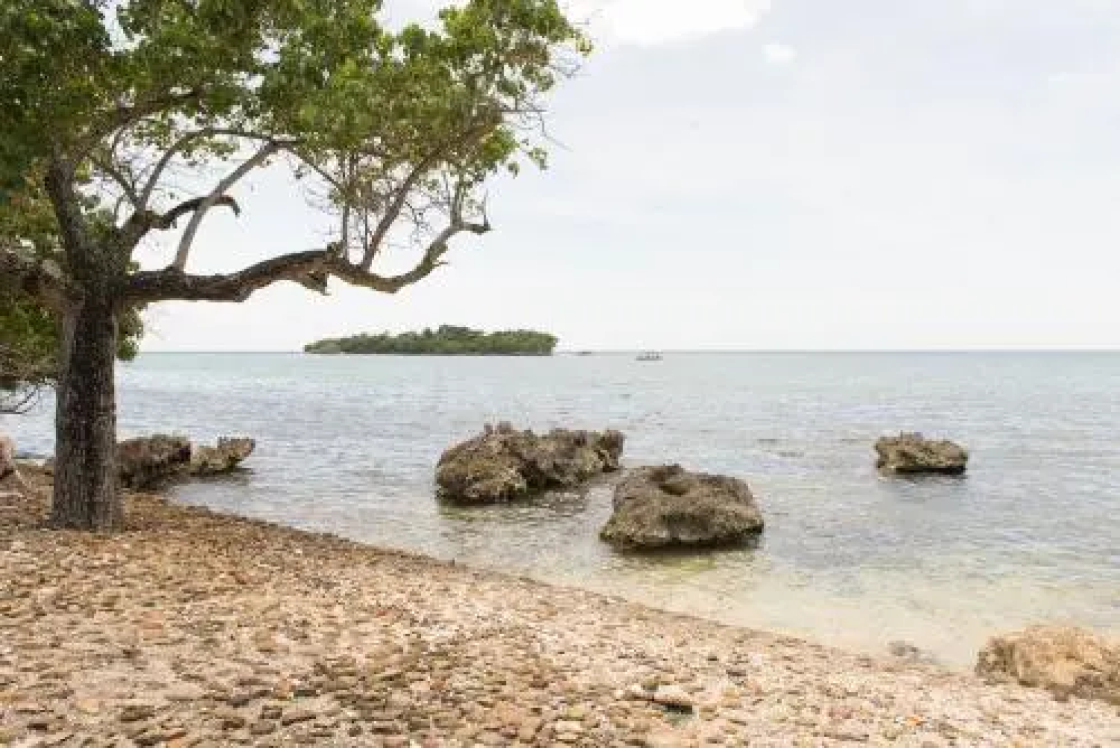 Point Village Beach Studios & Suites