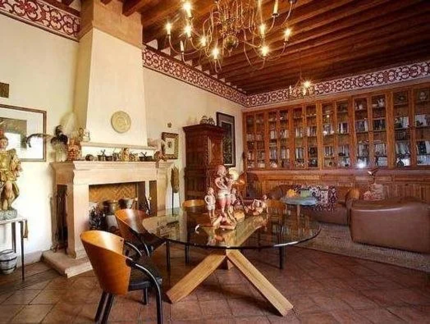 Casa de la Real Aduana Boutique Hotel