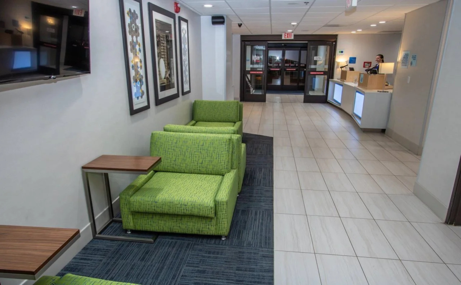 Holiday Inn Express Hotel & Suites Roseville-Galleria Area by IHG