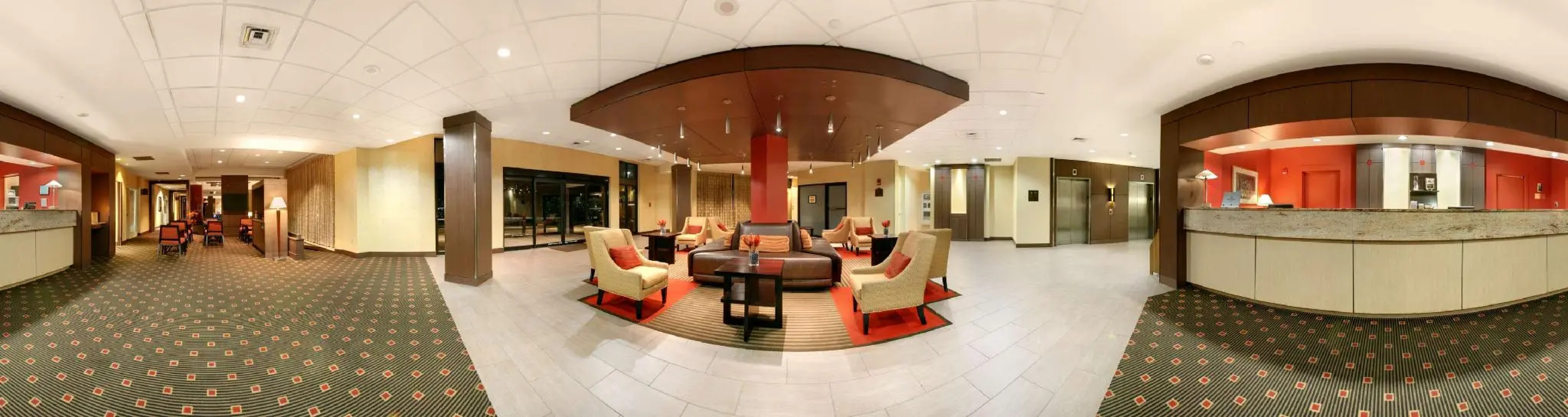 DoubleTree by Hilton Hartford - Bradley Airport