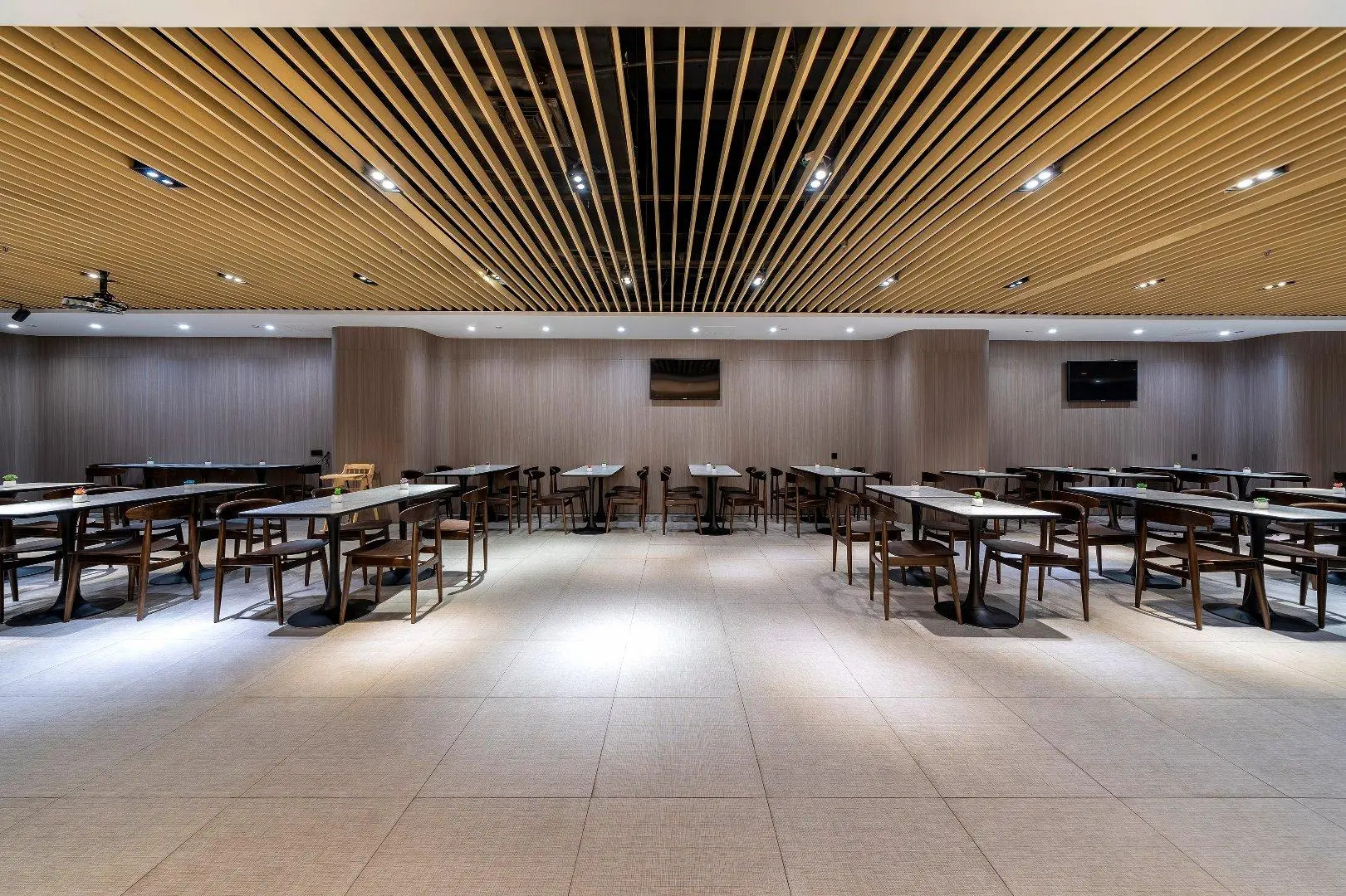 Hanting Hotel Shanghai Lujiazui Dongfang Road Branch