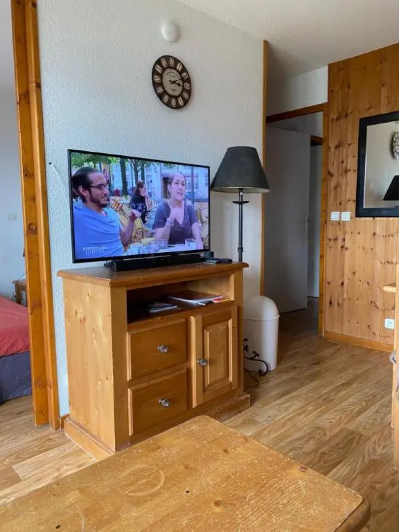 Skis Aux Pieds Station 1800 Dame Blanche