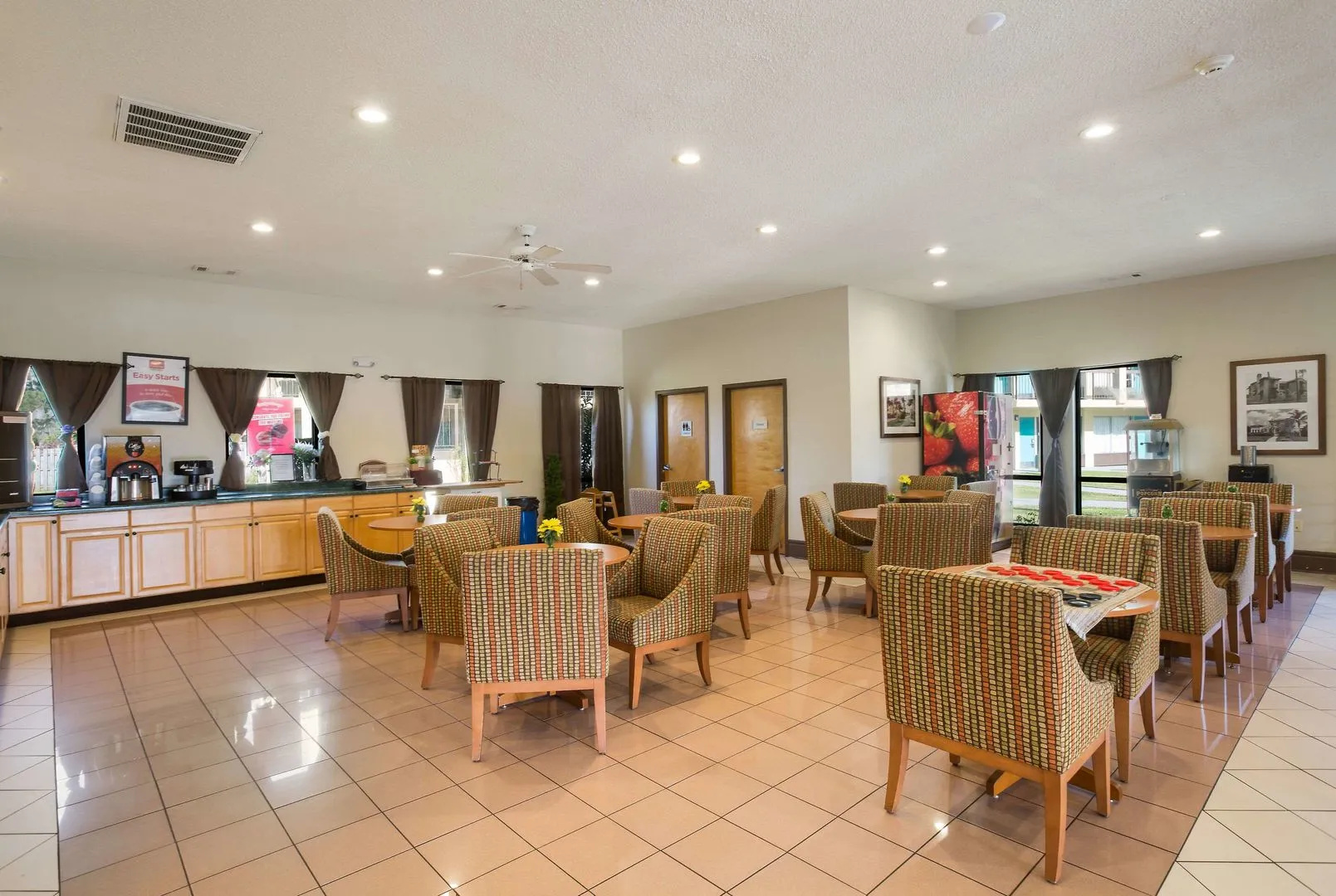 Econo Lodge Inn & Suites Hardeeville I-95