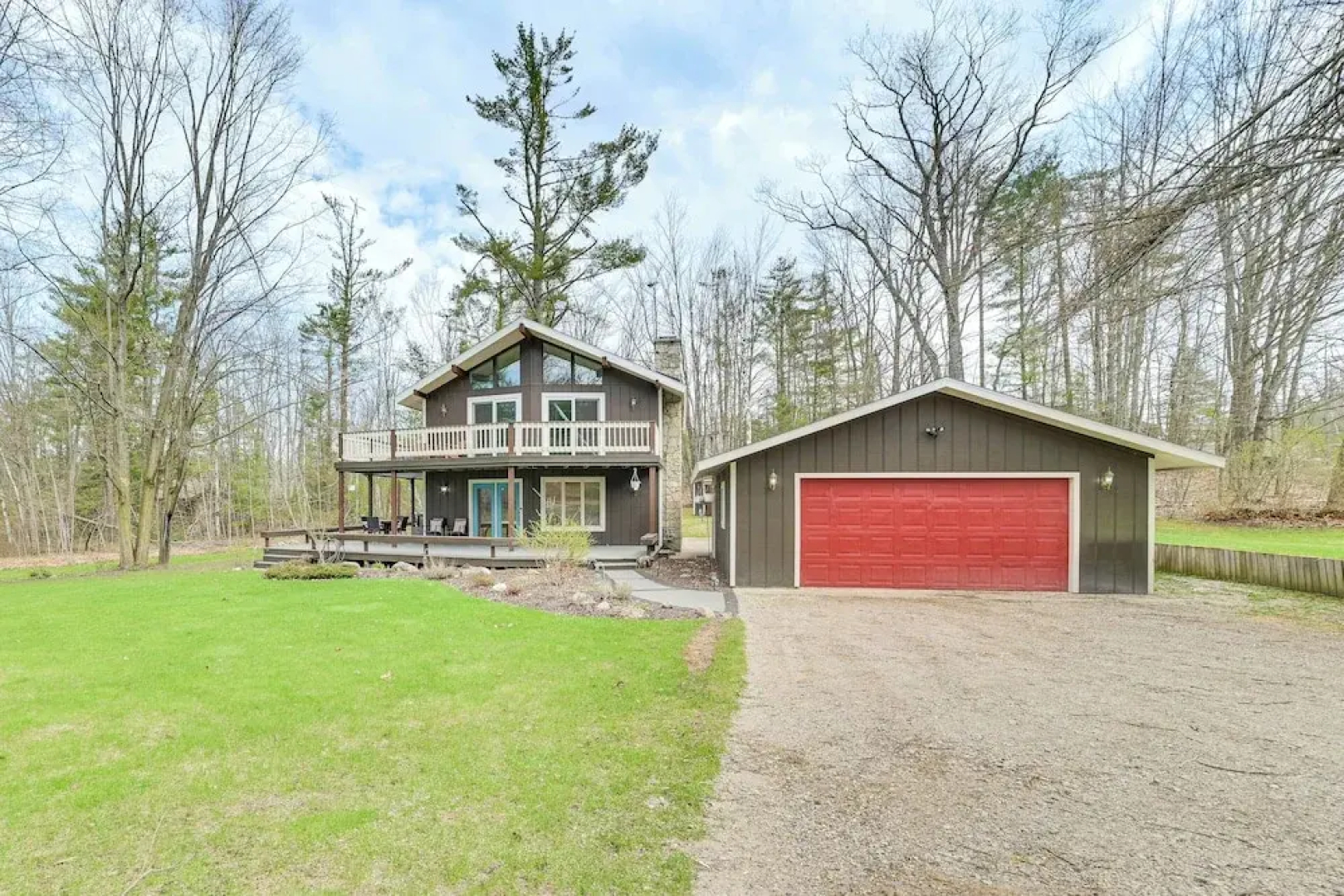 Private Hot Tub & Deck: Gaylord Family Home!