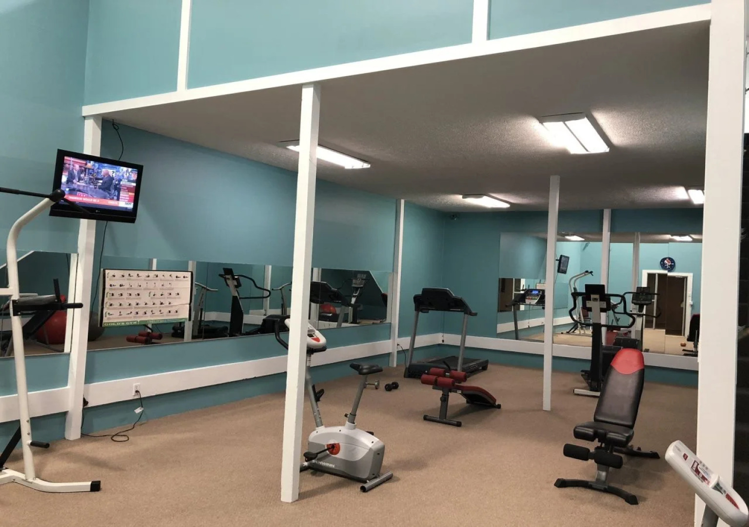 Holiday Lodge Hotel & Conference Center