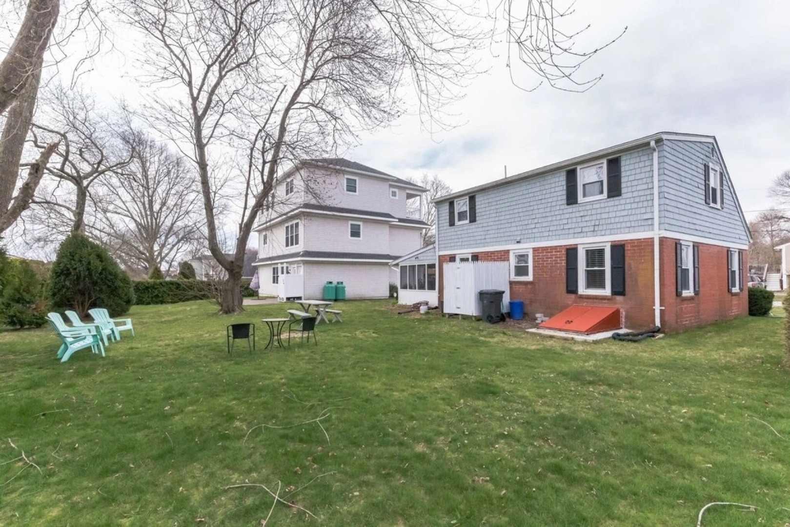 Shore To Please - Enjoy A Relaxing Getaway In Bonnet Shores 3 Bedroom Home by Redawning