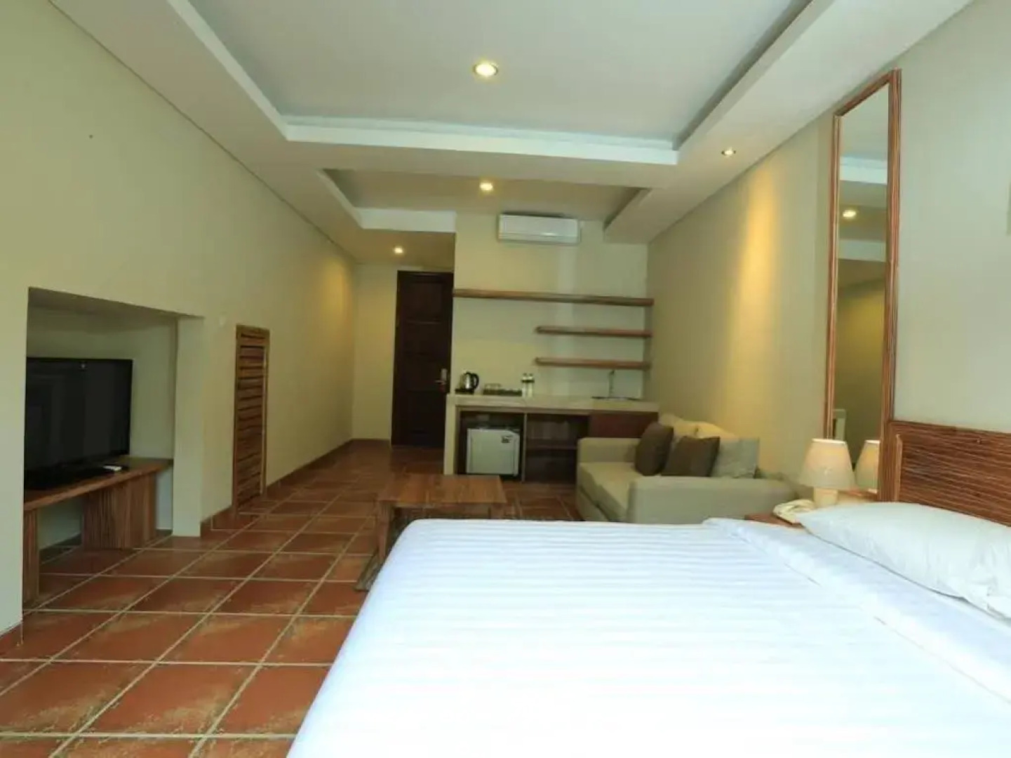 RedDoorz @ Kerobokan Seminyak