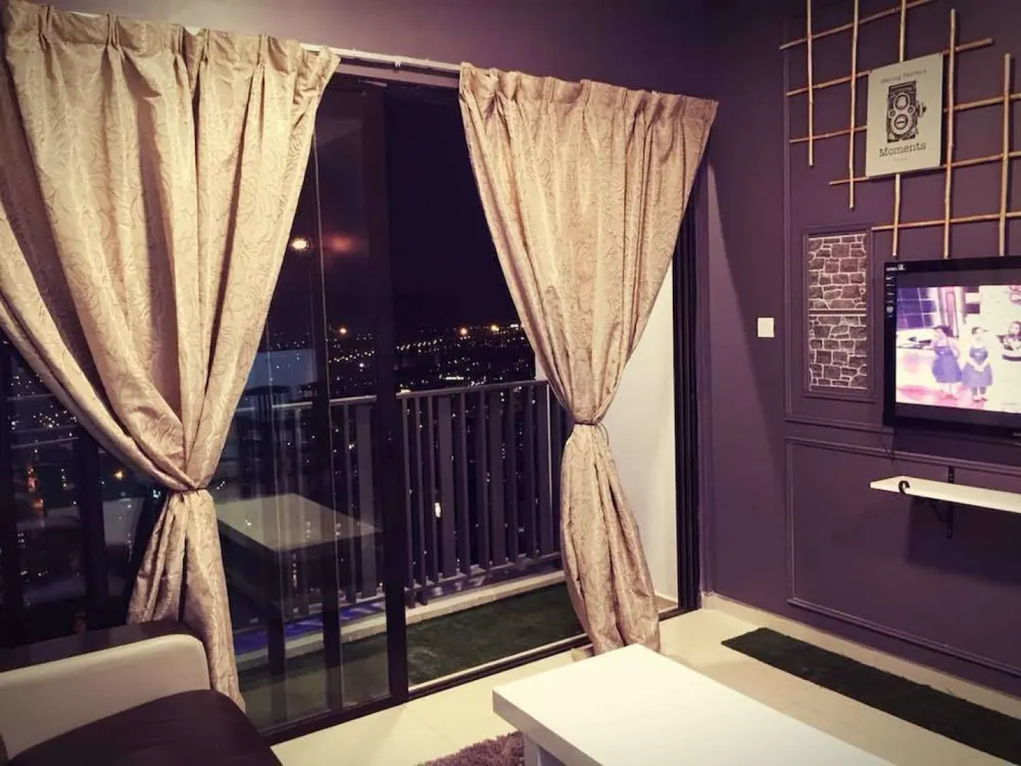 I-City I-Soho Chamey Homestay Condo, Shah Alam