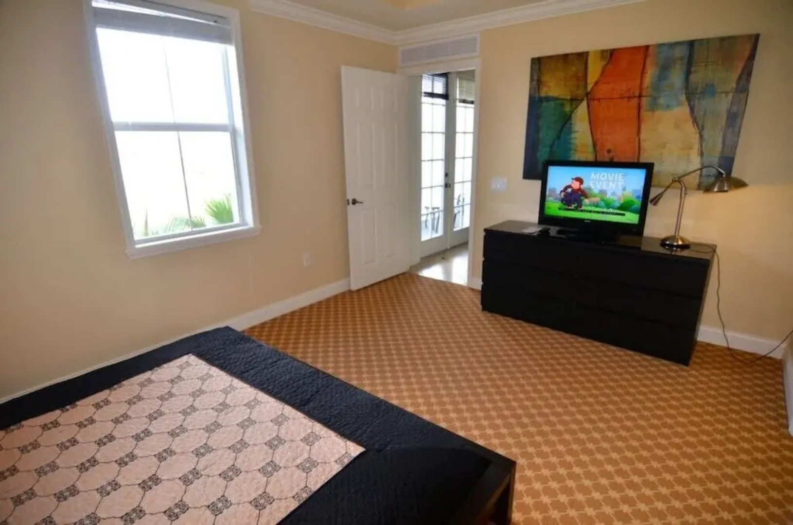 7468ed 3 Bedroom Condo