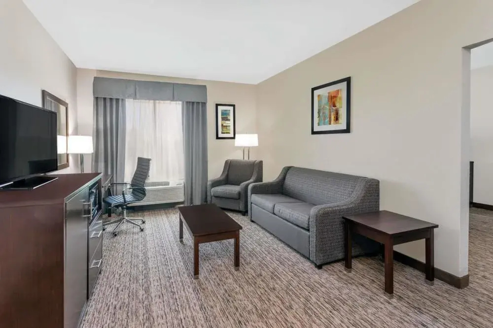 Wingate by Wyndham Asheville Airport