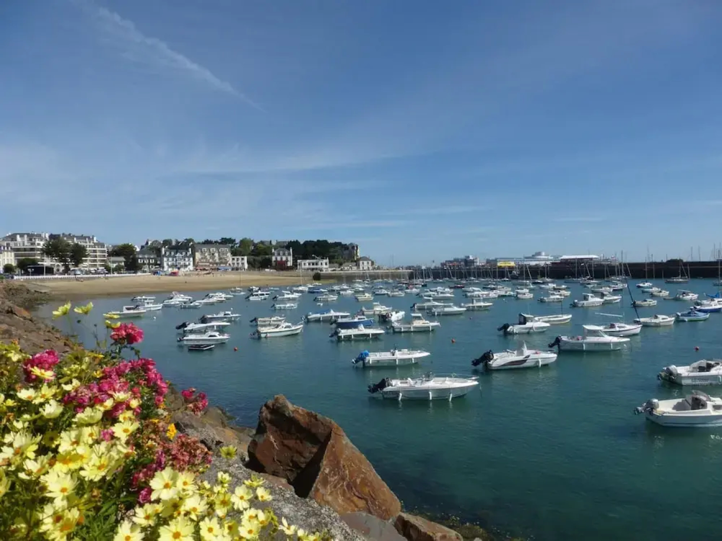 Holiday Home in Binic Near Sandy Beach