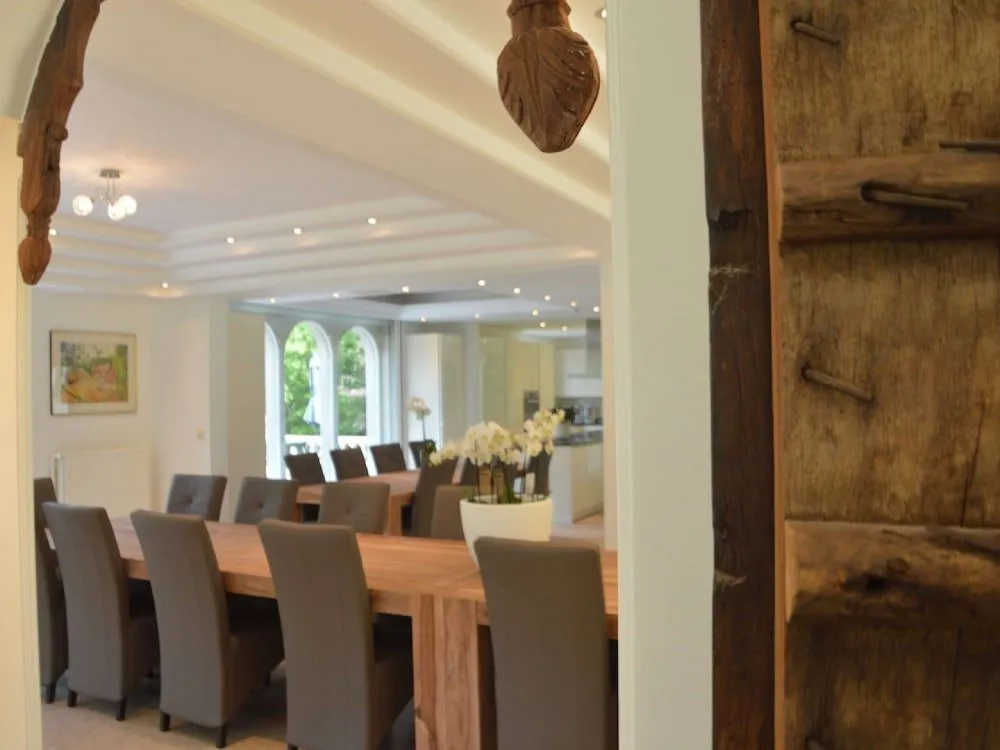 Luxurious Mansion in Brakel with Pond