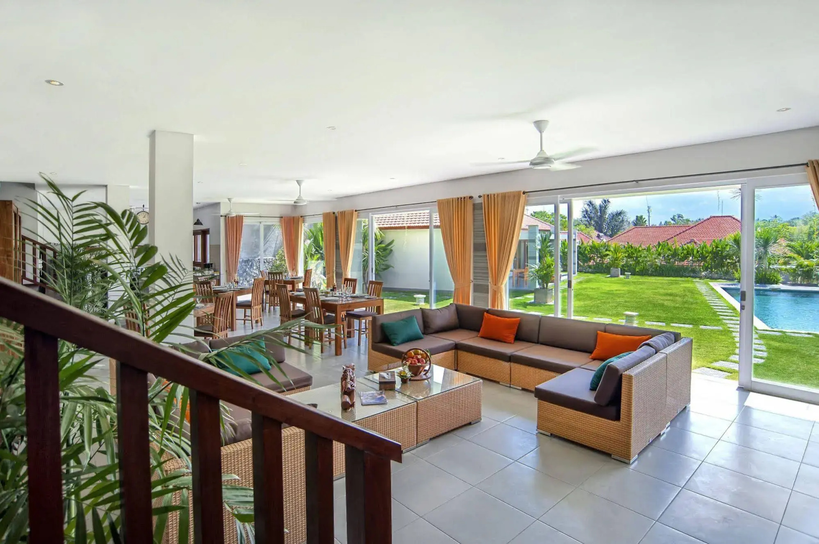 Villa Yenian by Villa Finder