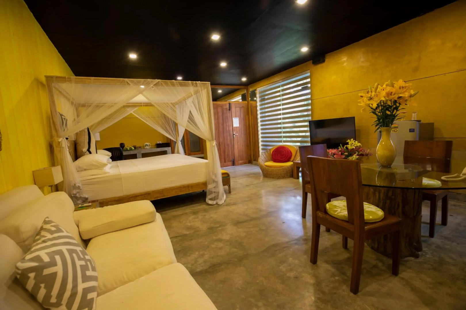 Dickman Resort The Boutique Hotel