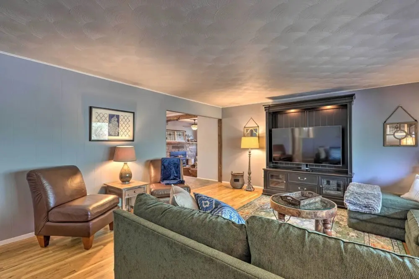 Prescott Home w/ Fireplace ~ 2 Mi to Downtown!