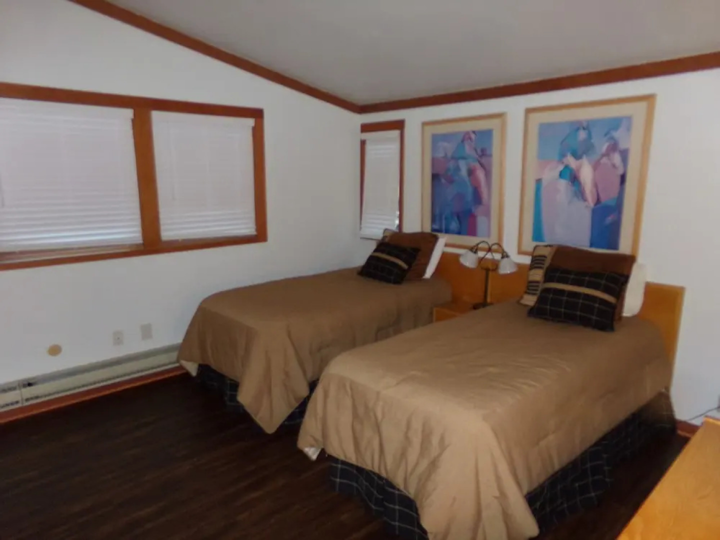 Tennis Townhome 2 Bed 2.5 Bath