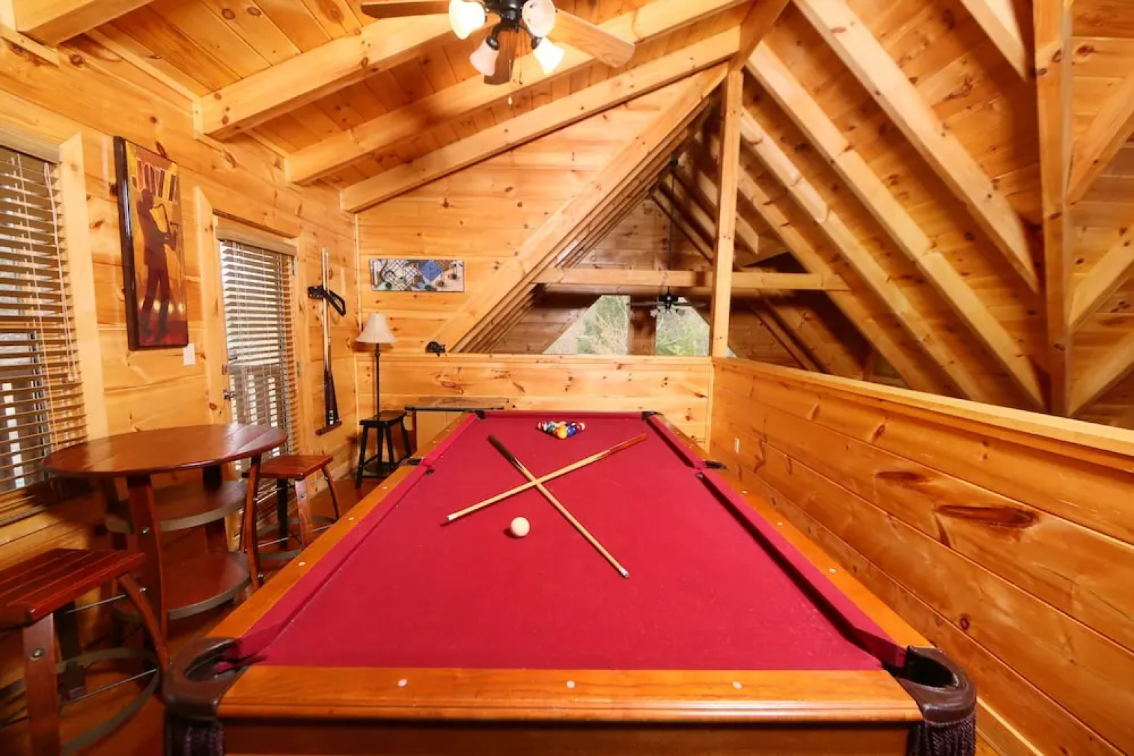 Smoky Mountain Getaway - Five Bedroom Cabin