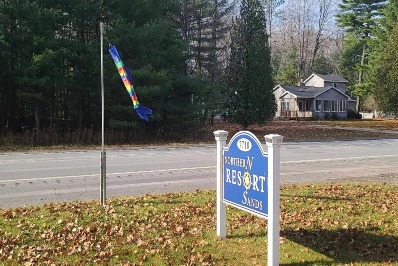 Lake Huron - Super Cute Lake Front Cabin (Sleeps 5)