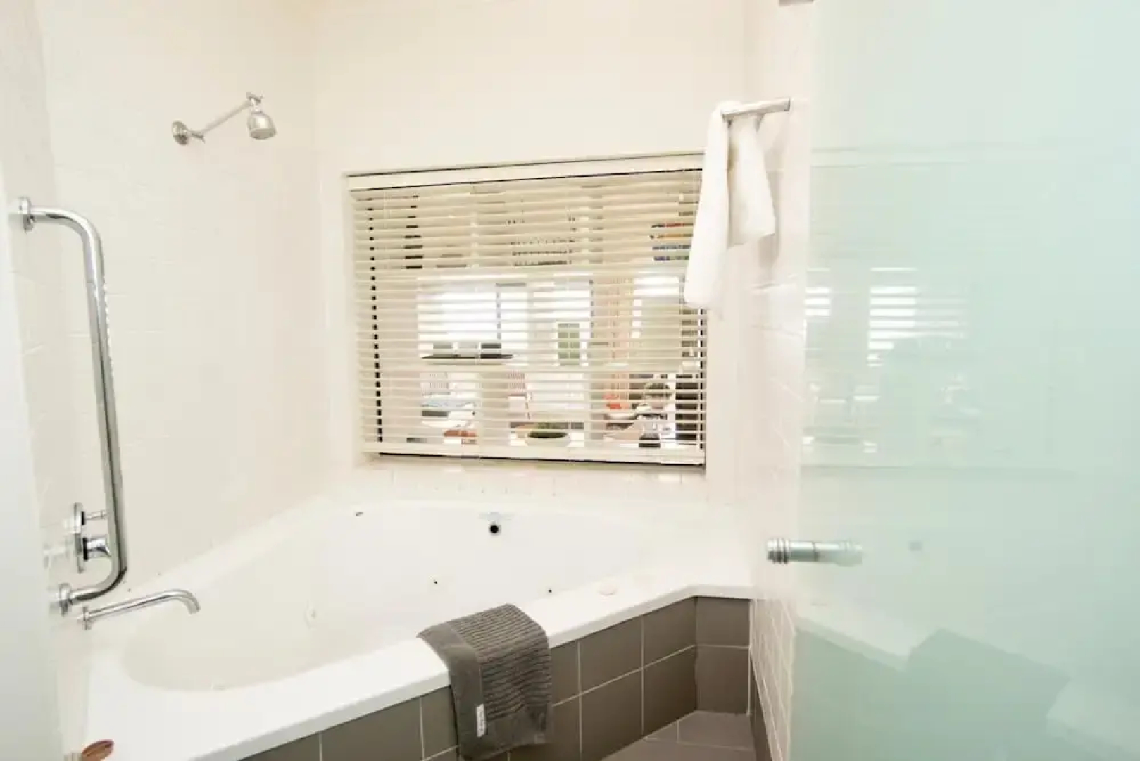 Lorne Beachfront Accommodation