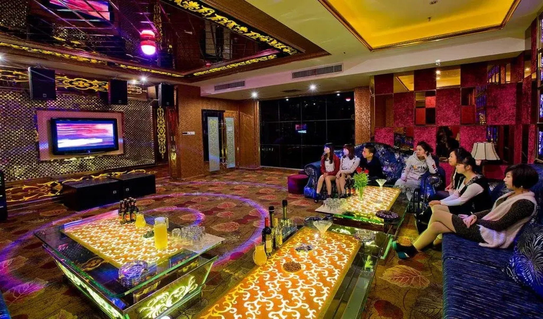 Yichang Jinshi Hotel