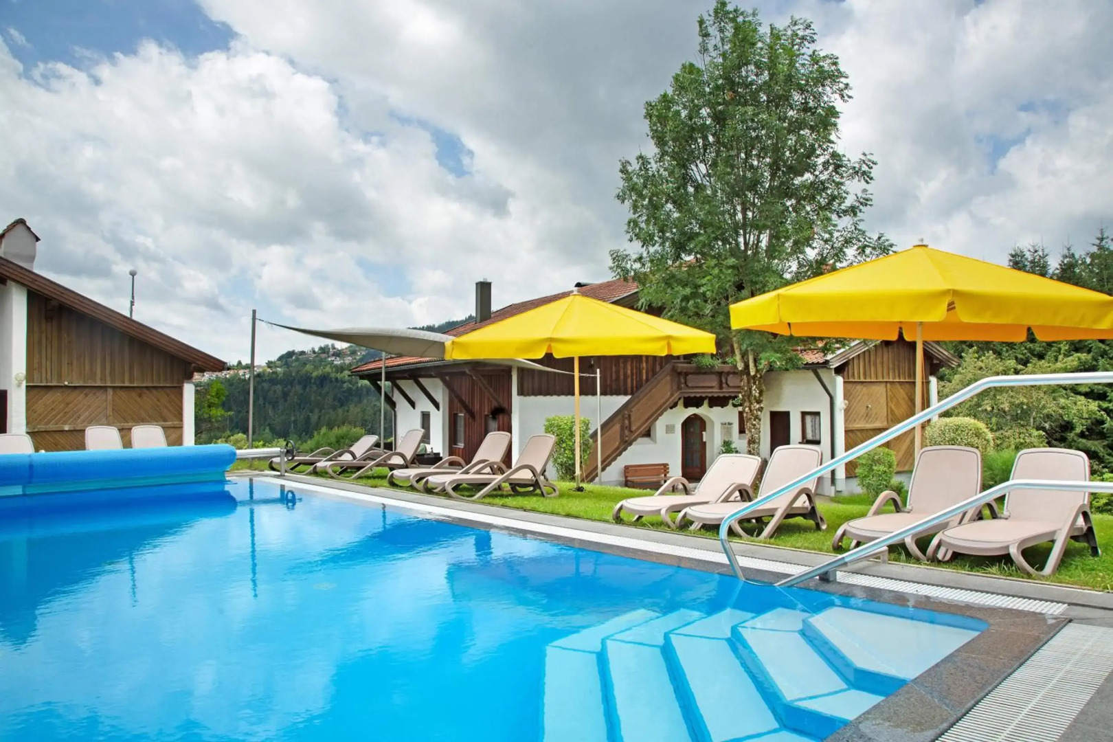 Komfortwohnung mit Pool und Sauna