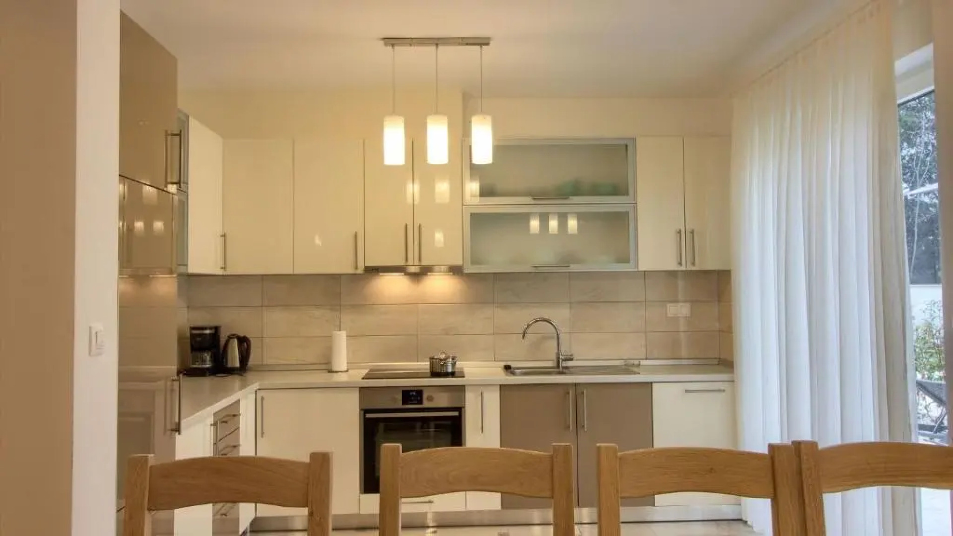 Luxury Vila compelx Aurora-Mar with 2 pools and 8 bedrooms, 200m from the beach