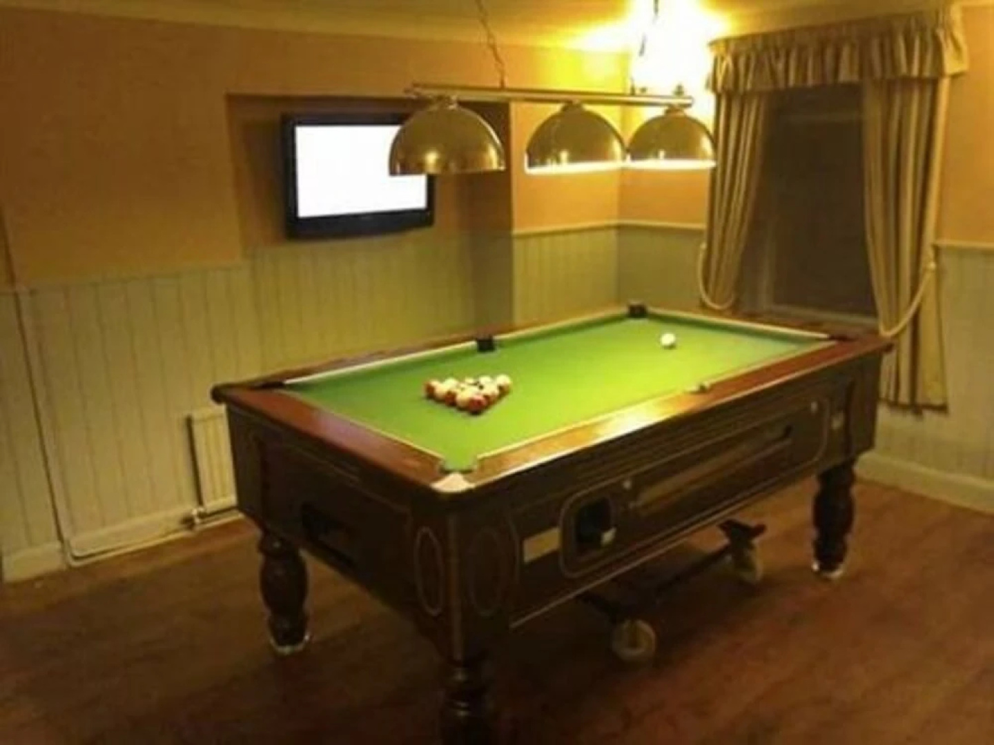 Holland Hotel