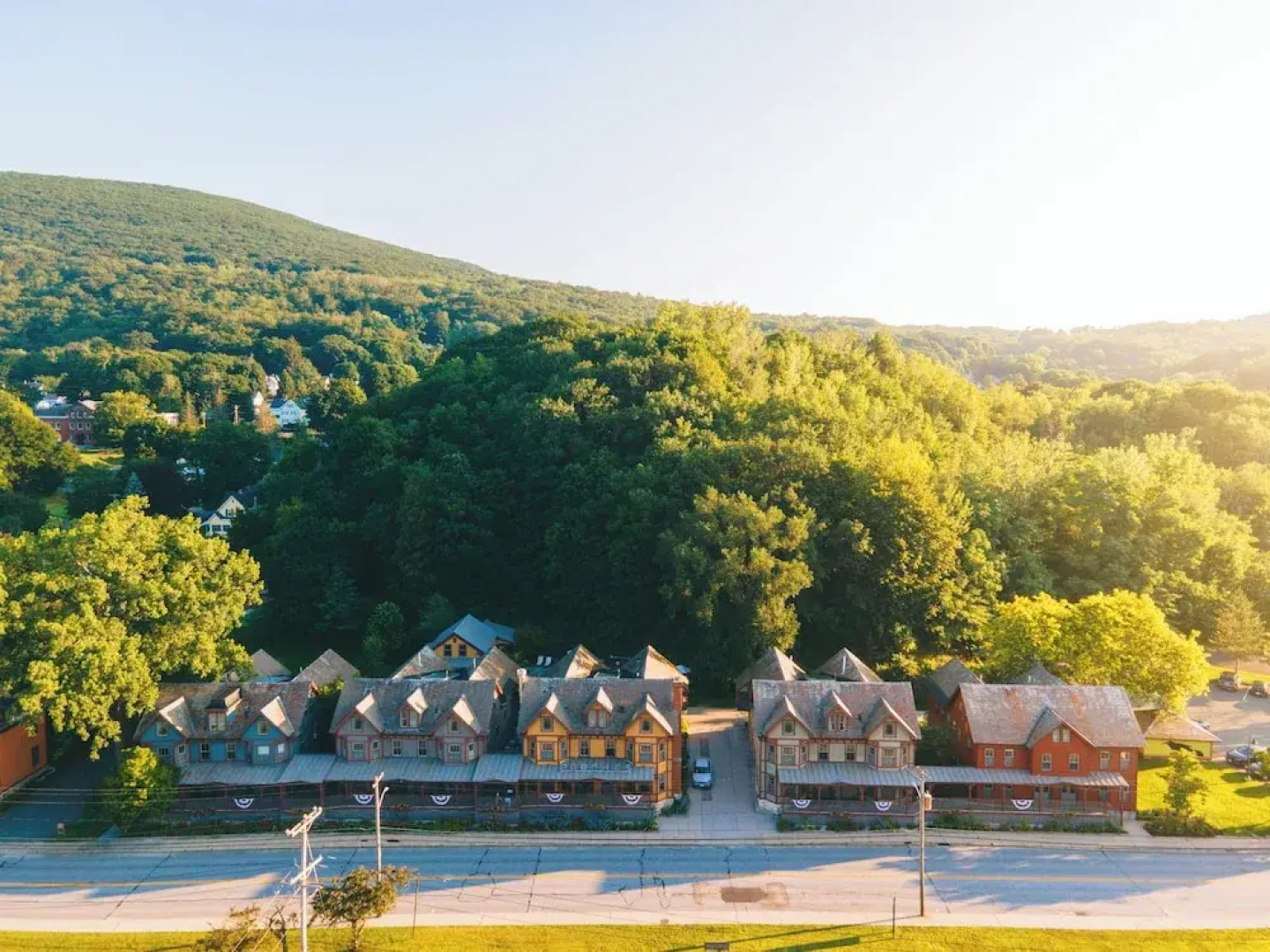 The Porches Inn at Mass MoCA