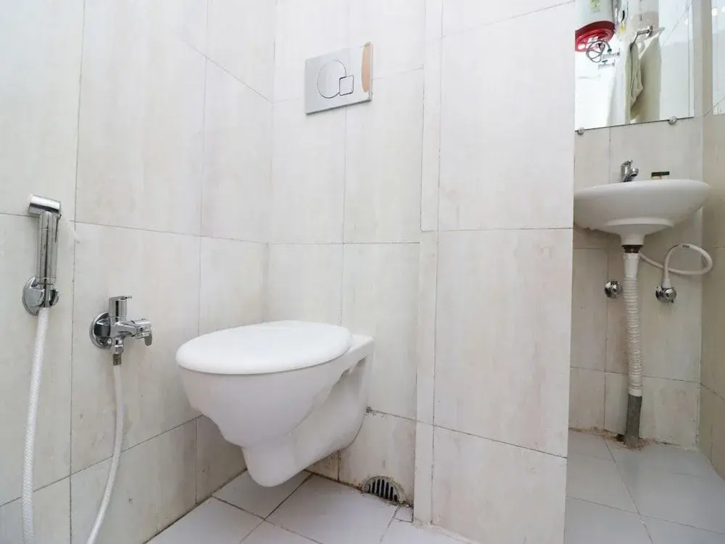 Transit Express By OYO Rooms