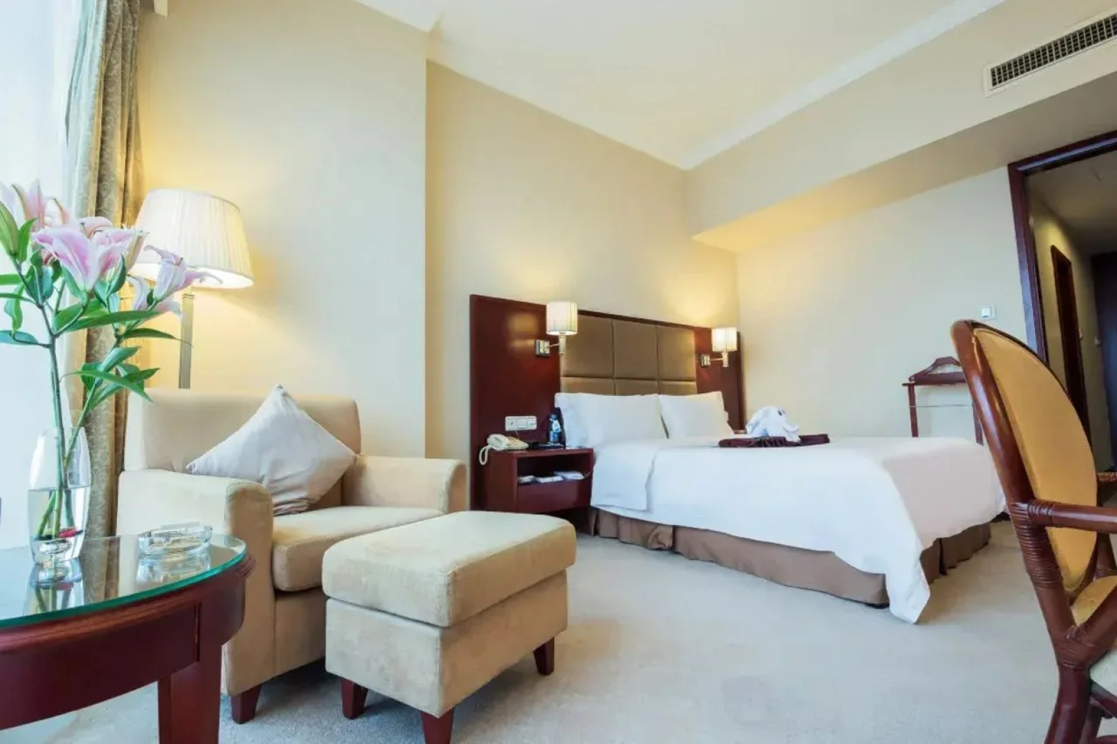 Dolton Changsha Spa Hotel
