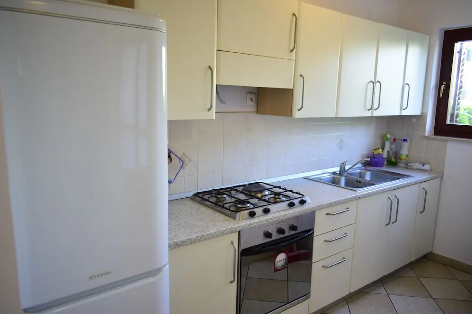 Apartment Blue Orchid