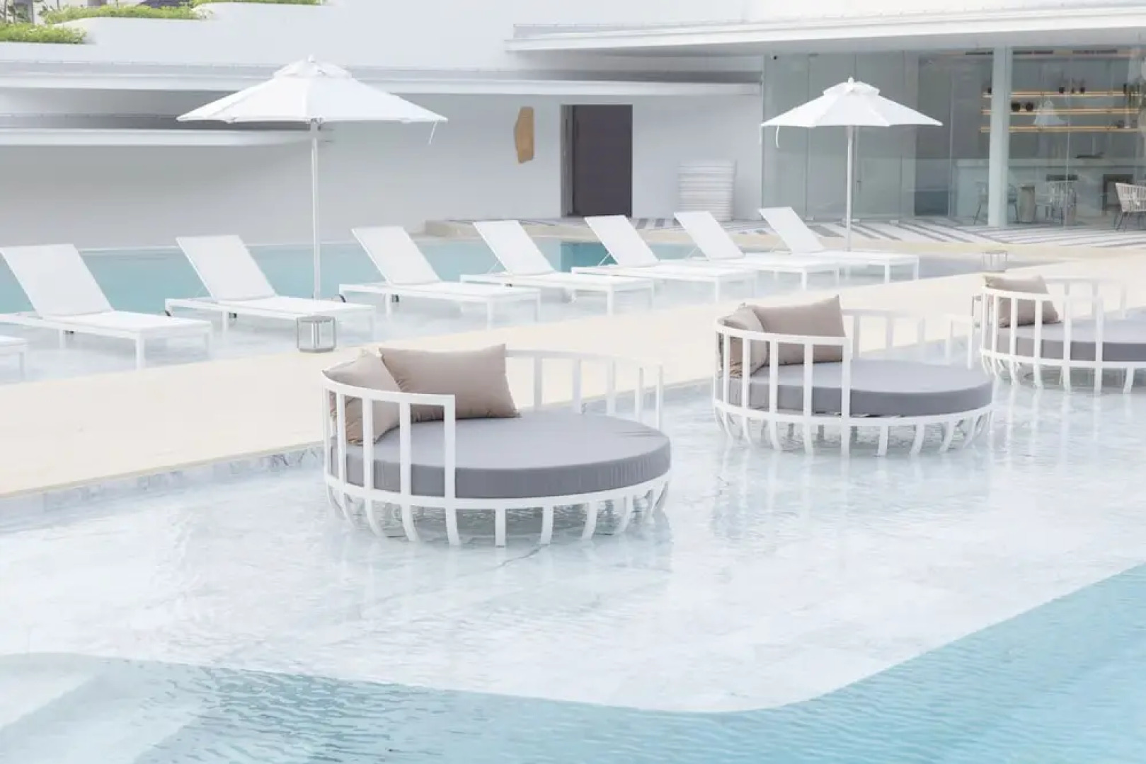 VERSO hua hin – a Veranda Collection