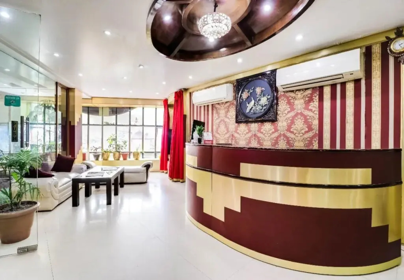 OYO Rooms Circular Road Valley View