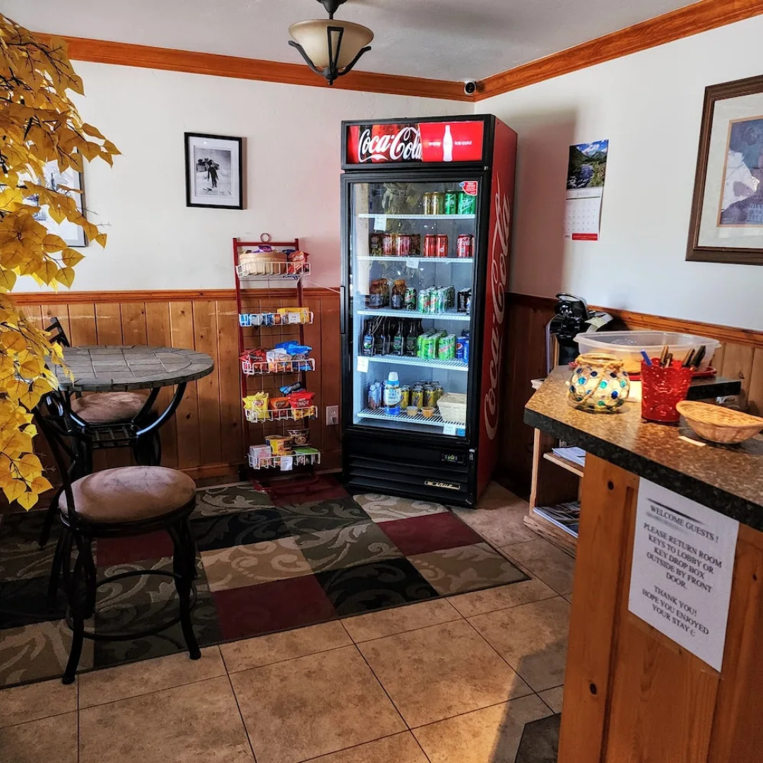 Canyon Motel