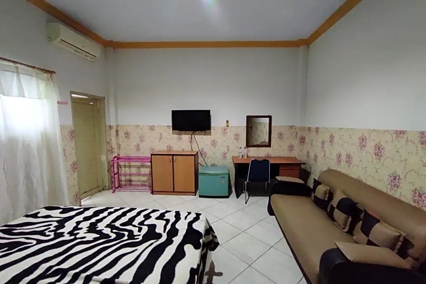 Capital O 91650 Hotel Pratama